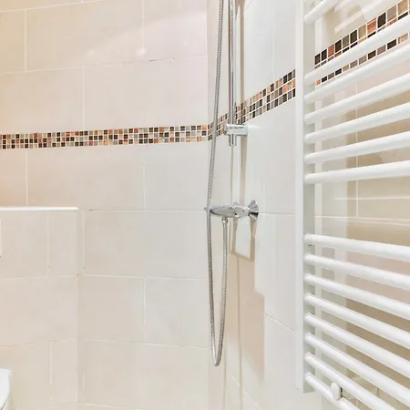 Cozy - 1br 4p - Eiffel Tower Apartment *